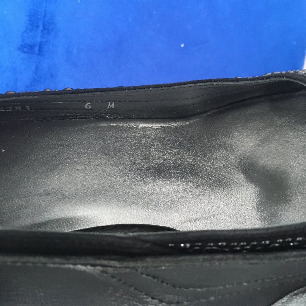 Stuart Weitzman Black Suede Pumps - Size 6 - Picture 7 of 7